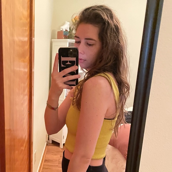 NWT Zip Up Crop Tank - Picture 3 of 8